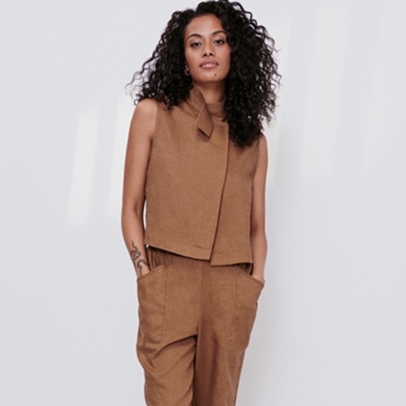 lunya Tops - NEW - Lunya woven linen sleeveless shirt